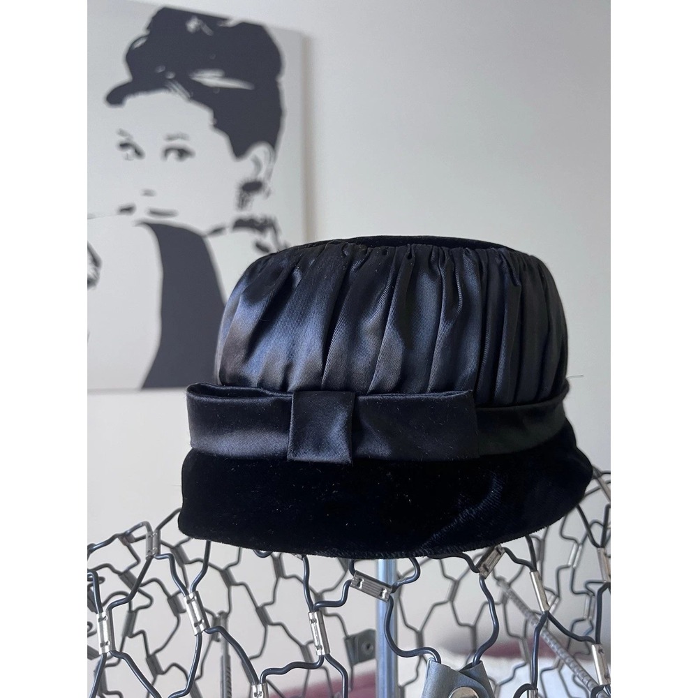 Vintage Black Satin and Velvet Pillbox Hat with Side Bow Ruched Crown‎ MCM